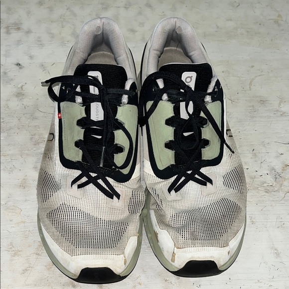 ON Men's Cloudstratus Synthetic Textile Trainers | size 12.5 - Picture 1 of 10